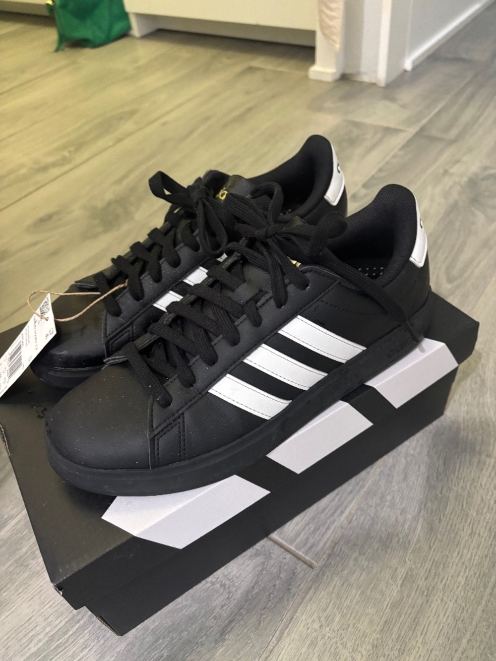 Adidas Grand Court 2.0 women’s